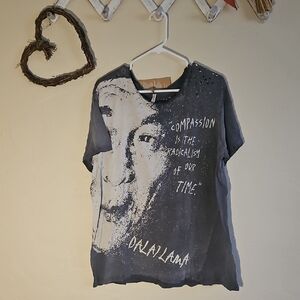 Magnolia Pearl Charcoal Graphic Tee